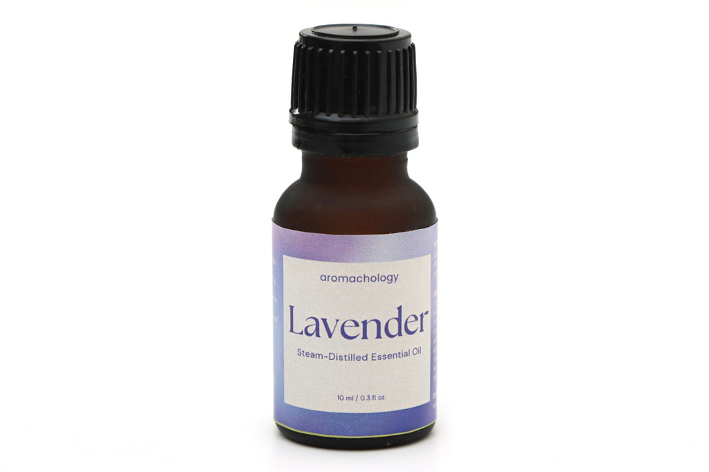 Lavender essential oil 100% pure therapeutic grade